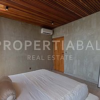 Outstanding Industrial Style Family Villa In Berawa. Villas in Bali for Sale: Vila di Berawa (Canggu), Bali untuk 829 Ribuan USD. Leasehold. Pratinjau foto #5