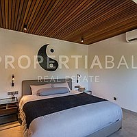 Outstanding Industrial Style Family Villa In Berawa. Villas in Bali for Sale: Vila di Berawa (Canggu), Bali untuk 829 Ribuan USD. Leasehold. Pratinjau foto #10
