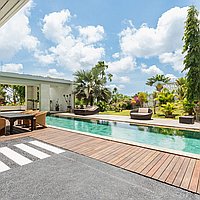 Ultra-chic modern villa with panoramic views of Jimbaran Bay and Benoa. Villas in Bali for Sale: Villa in Bukit South, Bali for 25.5 Billion IDR. Freehold. Preview photo #5