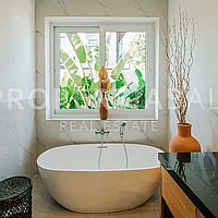 Stunning Family Home In Padonan. Villas in Bali for Sale: Vila di Padonan, Bali untuk 312 Ribuan USD. Leasehold. Pratinjau foto #10