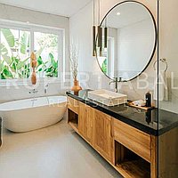 Stunning Family Home In Padonan. Villas in Bali for Sale: Vila di Padonan, Bali untuk 312 Ribuan USD. Leasehold. Pratinjau foto #9
