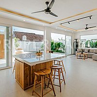 Stunning Family Home In Padonan. Villas in Bali for Sale: Vila di Padonan, Bali untuk 312 Ribuan USD. Leasehold. Pratinjau foto #3