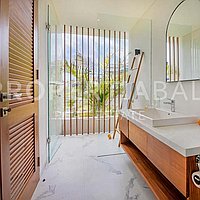 Stunning Modern Villa In Padonan. Villas in Bali for Sale: Вилла в Padonan, Бали за 190 тыс. USD. Leasehold. Предварительный просмотр фото #7