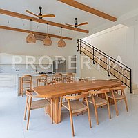 Amazing Modern Tropical Villa In Padonan. Villas in Bali for Sale: Villa in Padonan, Bali for 421 Thousands USD. Leasehold. Preview photo #2