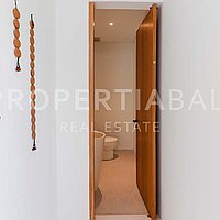 Timeless Luxury Family Villa In Berawa. Villas in Bali for Sale: Vila di Berawa (Canggu), Bali untuk 1153 Ribuan USD. Freehold. Pratinjau foto #23