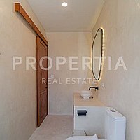 Stunning Modern Family Villa In Umalas. Villas in Bali for Sale: Vila di Umalas, Bali untuk 297 Ribuan USD. Leasehold. Pratinjau foto #9