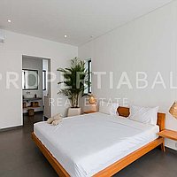 Charming Family Home In Pererenan. Villas in Bali for Sale: Vila di Pererenan (Canggu), Bali untuk 566 Ribuan USD. Leasehold. Pratinjau foto #9