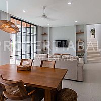 Stunning Family Home In Tiying Tutul. Villas in Bali for Sale: Vila di Pererenan (Canggu), Bali untuk 261 Ribuan USD. Leasehold. Pratinjau foto #4