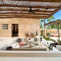 Iconic Moroccan Style Villa In Pererenan. Villas in Bali for Sale: Vila di Pererenan (Canggu), Bali untuk 279 Ribuan USD. Leasehold. Pratinjau foto #2