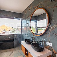 Stunning Family Home In Pererenan. Villas in Bali for Sale: Вилла в Переренан (Чангу), Бали за 356 тыс. USD. Freehold. Предварительный просмотр фото #7