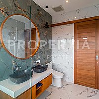 Stunning Family Home In Pererenan. Villas in Bali for Sale: Вилла в Переренан (Чангу), Бали за 356 тыс. USD. Freehold. Предварительный просмотр фото #8