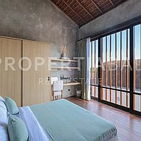 Stunning Industrial Villa In Pererenan. Villas in Bali for Sale: Vila di Pererenan (Canggu), Bali untuk 263 Ribuan USD. Leasehold. Pratinjau foto #2