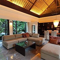 Tropical riverfront villa in Padang Galak, North of Sanur. Villas in Bali for Sale: Вилла в Санур, Бали за 1227 тыс. USD. Freehold. Предварительный просмотр фото #2