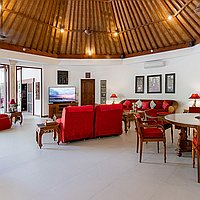 Charming 3 Bedroom Villa with Long Lease in 24hr Security Estate on Beachside of Bypass Sanur -2464. Villas in Bali for Sale: Вилла в Санур, Бали за 550 тыс. USD. Leasehold. Предварительный просмотр фото #10