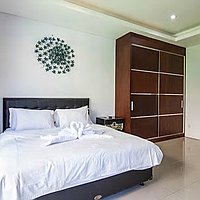 Charming Two Villas In Seminyak. Villas in Bali for Sale: Вилла в Семиньяк, Бали за 552 тыс. USD. Leasehold. Предварительный просмотр фото #3