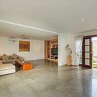 Three bedroom family villa in prime Seminyak for lease. Villas in Bali for Sale: Villa in Seminyak, Bali for 368 Thousands USD. Leasehold. Preview photo #2