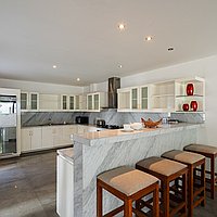 Three bedroom family villa in prime Seminyak for lease. Villas in Bali for Sale: Villa in Seminyak, Bali for 368 Thousands USD. Leasehold. Preview photo #4