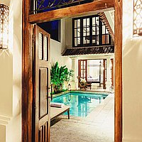 Exceptional Beachside Investment: Two Villas in a Prime Location for the Price of One! Steps from Seminyak Beach. Villas in Bali for Sale: Villa in Seminyak, Bali for 485 Thousands USD. Leasehold. Preview photo #1