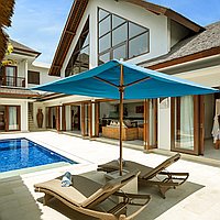 High-Quality Four-Bedroom Villa in Prime Legian Locale, Super Holiday Villa or High Yielding Investment. Villas in Bali for Sale: Villa in Seminyak, Bali for 599 Thousands USD. Leasehold. Preview photo #1