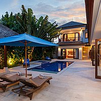 High-Quality Four-Bedroom Villa in Prime Legian Locale, Super Holiday Villa or High Yielding Investment. Villas in Bali for Sale: Villa in Seminyak, Bali for 599 Thousands USD. Leasehold. Preview photo #2