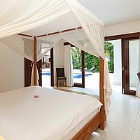 High-Quality Four-Bedroom Villa in Prime Legian Locale, Super Holiday Villa or High Yielding Investment. Villas in Bali for Sale: Villa in Seminyak, Bali for 599 Thousands USD. Leasehold. Preview photo #8