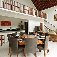 High-Quality Four-Bedroom Villa in Prime Legian Locale, Super Holiday Villa or High Yielding Investment. Villas in Bali for Sale: Villa in Seminyak, Bali for 599 Thousands USD. Leasehold. Preview photo #11