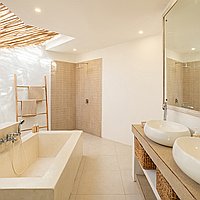 Newly Renovated 3 Bed Seminyak Holiday Investment Villa with Long Lease. Villas in Bali for Sale: Villa in Seminyak, Bali for 325 Thousands USD. Leasehold. Preview photo #10