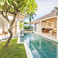 Newly Renovated 3 Bed Seminyak Holiday Investment Villa with Long Lease. Villas in Bali for Sale: Villa in Seminyak, Bali for 325 Thousands USD. Leasehold. Preview photo #1