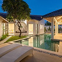 Newly Renovated 3 Bed Seminyak Holiday Investment Villa with Long Lease. Villas in Bali for Sale: Villa in Seminyak, Bali for 325 Thousands USD. Leasehold. Preview of photo #1
