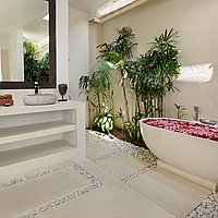 Tropical 3 Bedroom Seminyak Pool Villa with Extra-long Lease in 24 hr Security Complex-2364. Villas in Bali for Sale: Вилла в Семиньяк, Бали за 410 тыс. USD. Leasehold. Предварительный просмотр фото #5