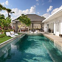 Tropical 3 Bedroom Seminyak Pool Villa with Extra-long Lease in 24 hr Security Complex-2364. Villas in Bali for Sale: Вилла в Семиньяк, Бали за 410 тыс. USD. Leasehold. Предварительный просмотр фото #6