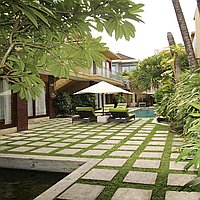 Villa complex in prime Seminyak location for lease. Villas in Bali for Sale: Вилла в Семиньяк, Бали за 1619 тыс. USD. Leasehold. Предварительный просмотр фото #10