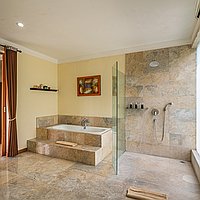 Sophisticated 4-bedroom Seminyak sanctuary for lease. Villas in Bali for Sale: Вилла в Семиньяк, Бали за 429 тыс. USD. Leasehold. Предварительный просмотр фото #13
