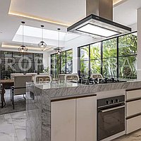 Charming Family Home In Seminyak. Villas in Bali for Sale: Вилла в Семиньяк, Бали за 360 тыс. USD. Leasehold. Предварительный просмотр фото #1
