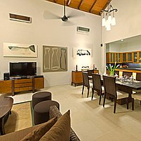 Freehold Four Bedroom Villa with Traditional Architecture in the Heart of Seminyak. Villas in Bali for Sale: Вилла в Семиньяк, Бали за 2331 тыс. USD. Freehold. Предварительный просмотр фото #2
