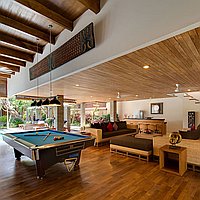 A Splendid Six-Bedroom Freehold Villa in the Heart of Seminyak. Villas in Bali for Sale: Villa in Seminyak, Bali for 2760 Thousands USD. Freehold. Preview photo #2