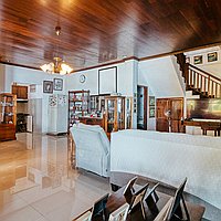 Centrally Located 3 Bedroom Two Level Freehold Villa -2267. Villas in Bali for Sale: Villa in Seminyak, Bali for 325 Thousands USD. Freehold. Preview photo #1
