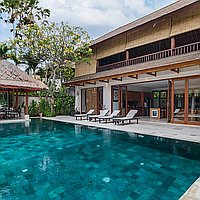 Traditional Three-Bedroom Freehold Villa on 750sqm Only Minutes Walk to the Beach. Villas in Bali for Sale: Villa in Seminyak, Bali for 1356 Thousands USD. Freehold. Preview photo #1