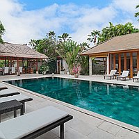 Traditional Three-Bedroom Freehold Villa on 750sqm Only Minutes Walk to the Beach. Villas in Bali for Sale: Villa in Seminyak, Bali for 1356 Thousands USD. Freehold. Preview photo #4