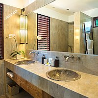 Stunning 12 Bed Villa Estate – Two Interconnected 6 Bedroom Villas in Gated Seminyak Community. Villas in Bali for Sale: Villa in Seminyak, Bali for 1550 Thousands USD. Leasehold. Preview photo #16