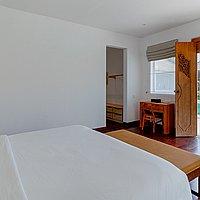 Spacious Four-Bedroom Beachfront Villa in Tabanan: Balinese-Meets-Modern Elegance with Promising ROI. Villas in Bali for Sale: Villa in Tabanan, Bali for 1211 Thousands USD. Freehold. Preview photo #9