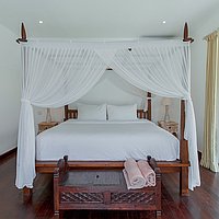 Brand New Iconic Freehold Beachfront Villa Complex. Villas in Bali for Sale: Villa in Tabanan, Bali for 6134 Thousands USD. Freehold. Preview photo #7