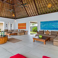 Brand New Iconic Freehold Beachfront Villa Complex. Villas in Bali for Sale: Villa in Tabanan, Bali for 6134 Thousands USD. Freehold. Preview photo #2