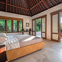 Magnificent riverside estate in tranquil Nyambu village. Villas in Bali for Sale: Villa in Tabanan, Bali for 1411 Thousands USD. Freehold. Preview photo #9