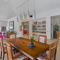 Exclusive Opportunity: Freehold 4-Bedroom Riverfront Villa in Tabanan with Strategic Access. Villas in Bali for Sale: Villa in Tabanan, Bali for 1533 Thousands USD. Freehold. Preview photo #5