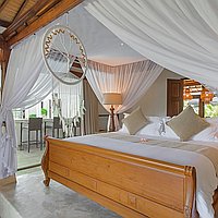 A Truly One of Kind Property – Freehold 5 Bedroom Luxury Villa set on 22.5 Are Located within Tanah Lot Temple. Villas in Bali for Sale: Villa in Tabanan, Bali for 2450 Thousands USD. Freehold. Preview photo #11