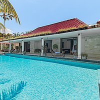 A Truly One of Kind Property – Freehold 5 Bedroom Luxury Villa set on 22.5 Are Located within Tanah Lot Temple. Villas in Bali for Sale: Villa in Tabanan, Bali for 2450 Thousands USD. Freehold. Preview photo #2