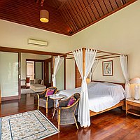 Elegant estate surrounded by rice field Keliki in North of Ubud. Villas in Bali for Sale: Villa in Ubud, Bali for 1656 Thousands USD. Freehold. Preview photo #9