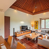 Elegant estate surrounded by rice field Keliki in North of Ubud. Villas in Bali for Sale: Villa in Ubud, Bali for 1656 Thousands USD. Freehold. Preview photo #6