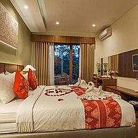 Riverfront estate with breathtaking rice field view in Central Ubud. Villas in Bali for Sale: Villa in Ubud, Bali for 767 Thousands USD. Freehold. Preview photo #11